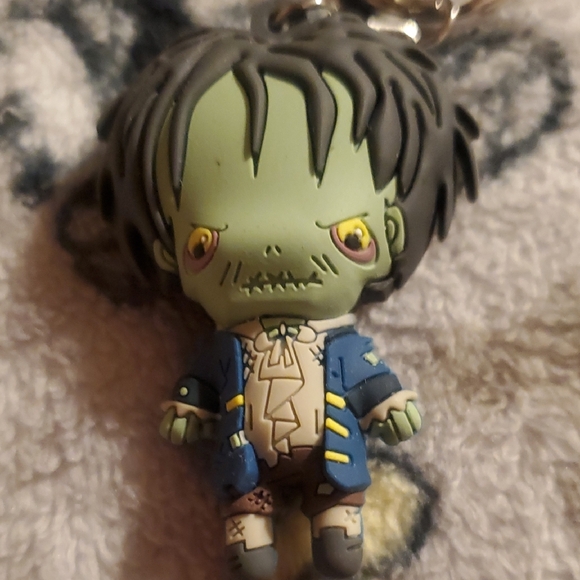 Disney Hocus Pocus Keychains - Picture 2 of 5